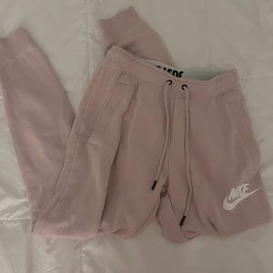 Light Pink nike sweatpants Size xs Women’s